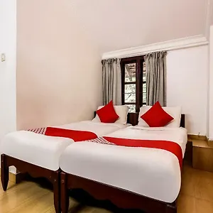 https://rasa-hotel.kerala-hotels.net