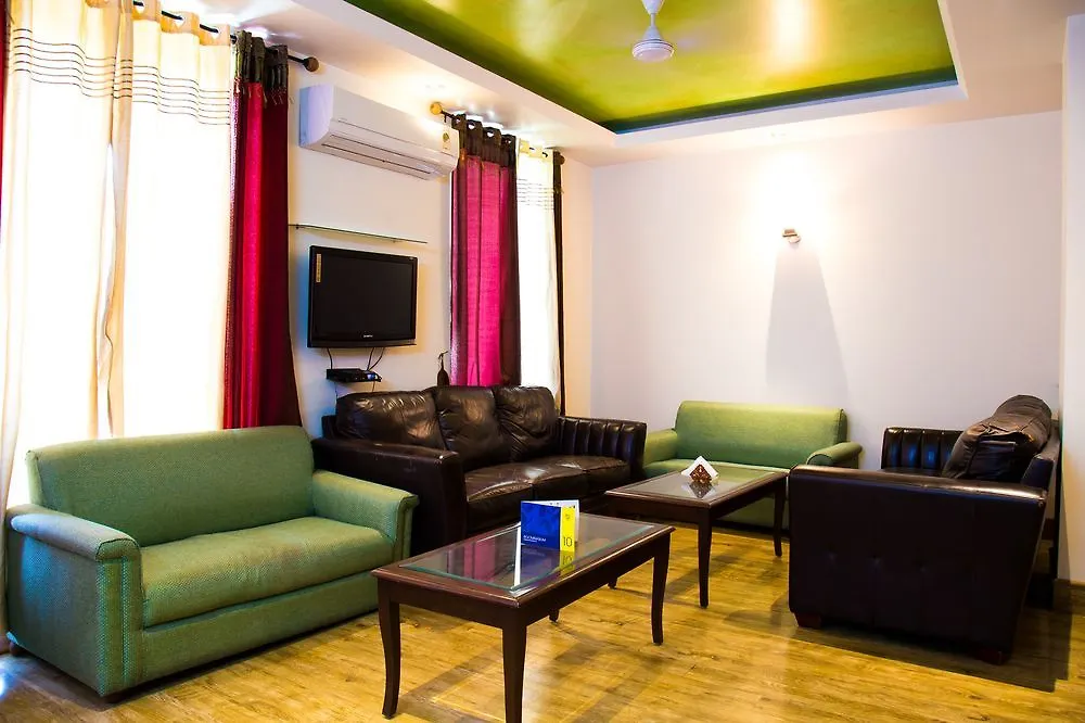 Super Collection O Sakshi Hotel Gurgaon